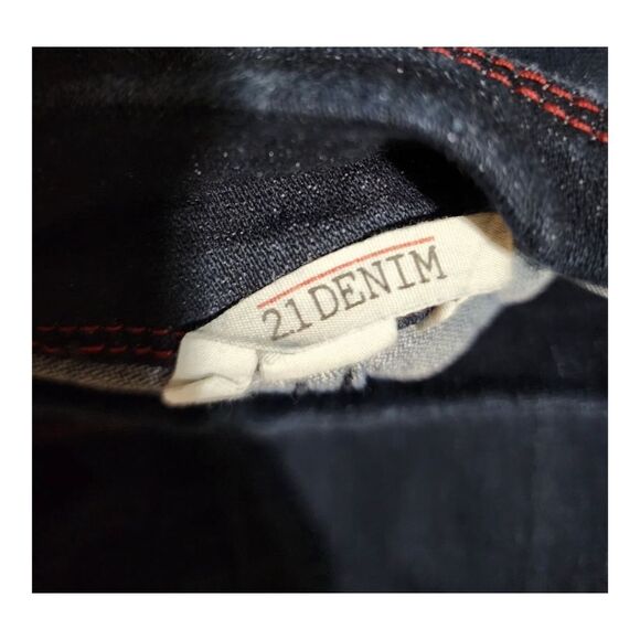 2.1 Denim Jeans - Picture 4 of 5